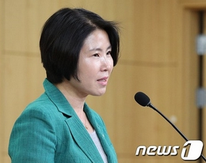 韓国の女性議員、「朴市長の長男は入国後6時 間で葬儀場に到着…こういうのが不公正」 